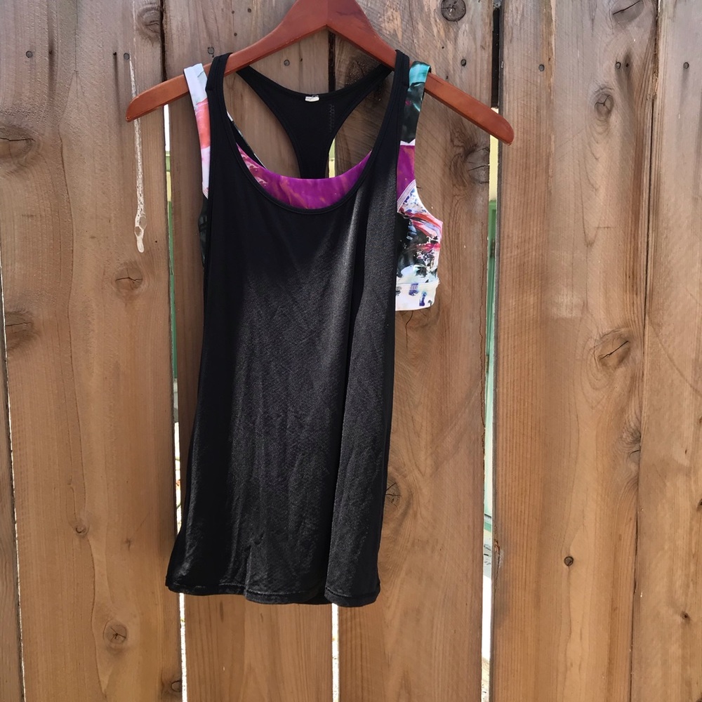 Lululemon gently loved size 4 top